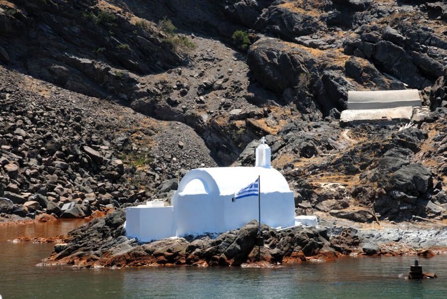 1-Day Boat Trip: Santorini Volcano, Thirassia & Oia Sunset - Why this long Santorini day works