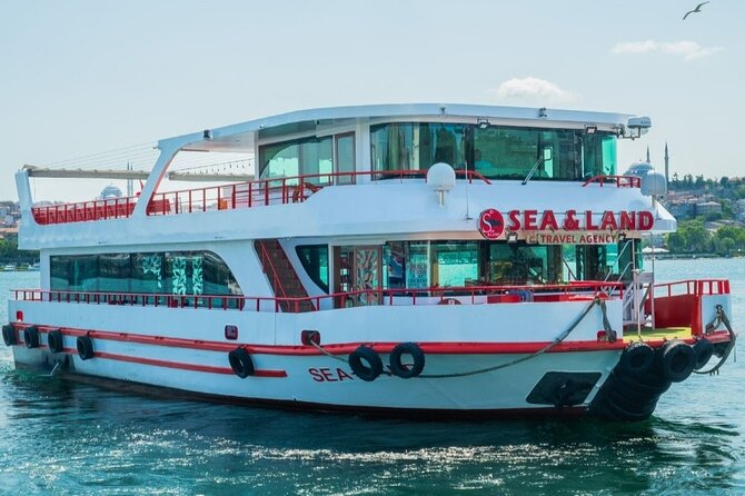 2 Hours Bosphorus Cruise Boat Tour in Istanbul - The Asian shore and Beylerbeyi Palace