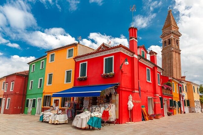 4 hours Private Boat Tour to Murano, Burano with local real guide - Sailing past Sant Erasmo and the quieter lagoon