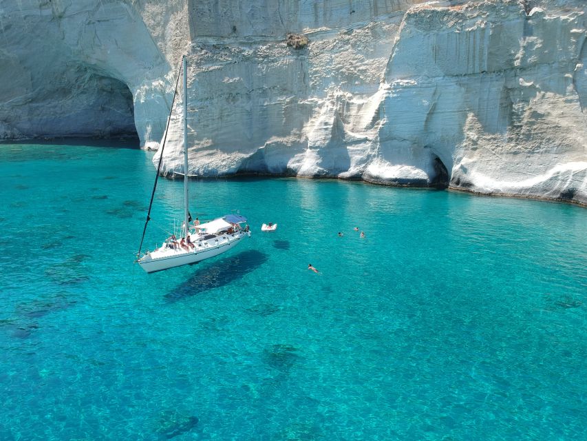 Adamantas: Milos Sightseeing Sailboat Cruise - The return route and Agios Dimitrios