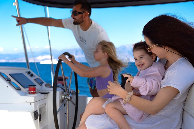 Ag.Nikolaos: Catamaran Trip with Sushi, Drinks, & Water Toys - A Cretan lunch instead of ordinary boat snacks
