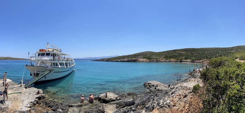 Agios Nikolaos: Fun Cruise Around Elounda Bay - The slow cruise across Mirabello Gulf