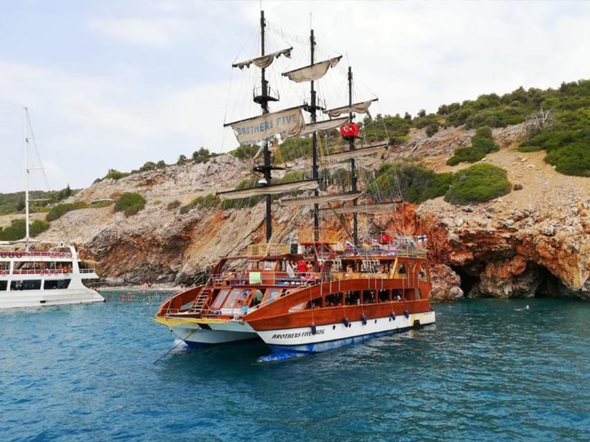 Alanya: Catamaran Boat Tour with Snorkeling with Lunch - Cleopatra Beach and the first swimming stop