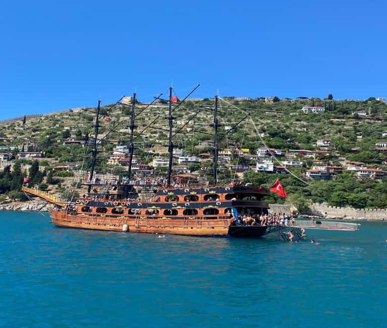Alanya: Luxury Pirate Boat with Lunch & Unlimited Drinks - Three swim stops in the Mediterranean