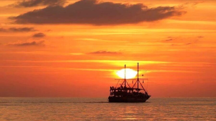 Alanya: Sunset Cruise with Dinner - Ulas Beach brings the first proper swim