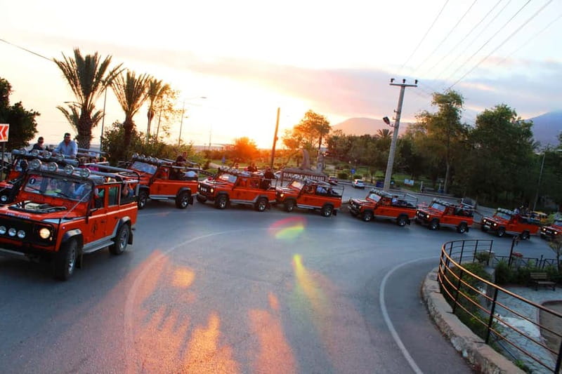 Alanya: Sunset Night Safari with Boat Trip with Dinner - A Land Rover ride with a party feel