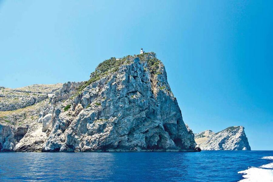 Alcudia: Boat Trip to Cap de Formentor and Formentor - Seeing Cap de Formentor From the Water