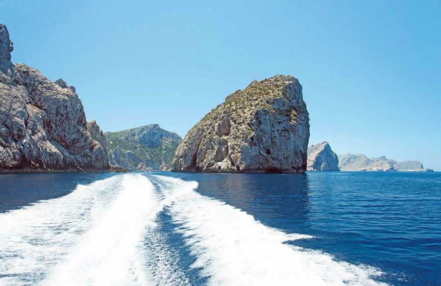 Alcudia: Boat Trip to Cap de Formentor and Formentor - The Return Cruise to Alcudia