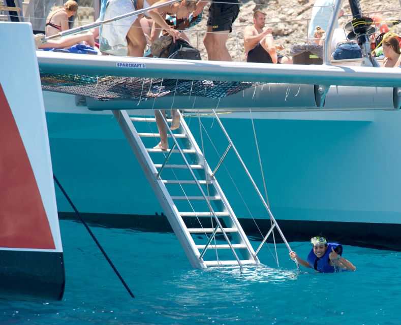 Alcudia: Sunset Catamaran Tour with Dinner and Snorkeling - Practical advice before you go