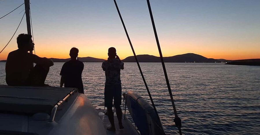 Alghero catamaran sunset tour Alghero - Why this short sunset sail works so well