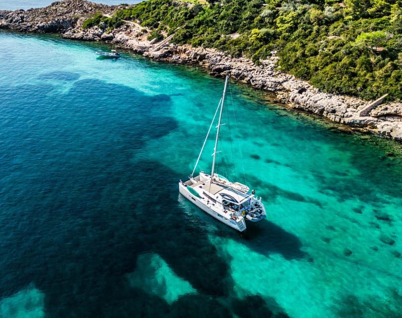 Alghero catamaran sunset tour Alghero - Swimming near La Maddalenetta island