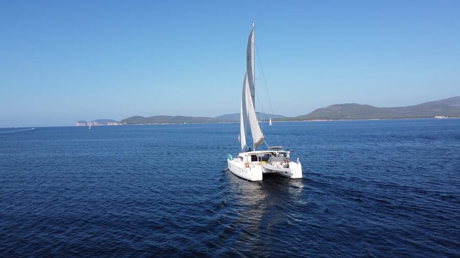 Alghero catamaran sunset tour Alghero - Who will enjoy this cruise most