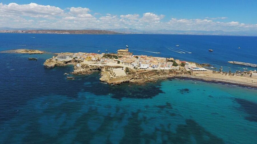 Alicante: 6-Hour Catamaran Cruise to Tabarca Island - Who should choose this cruise