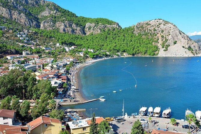 All Inclusive Marmaris Boat Trip With Lunch & Unlimited Drinks - Lunch and swimming at Amos and Kumlubük