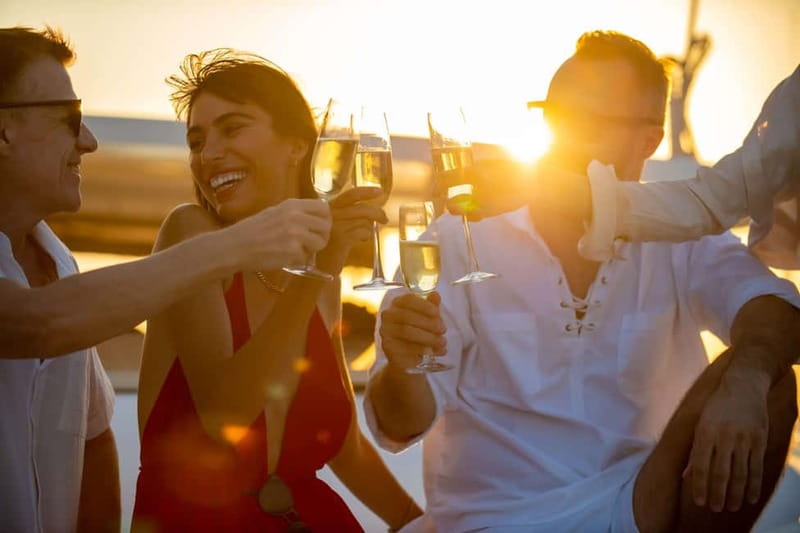 Amalfi Coast: Sunset Boat Tour with Fruit & Drinks - Prosecco, limoncello, fruit, and music