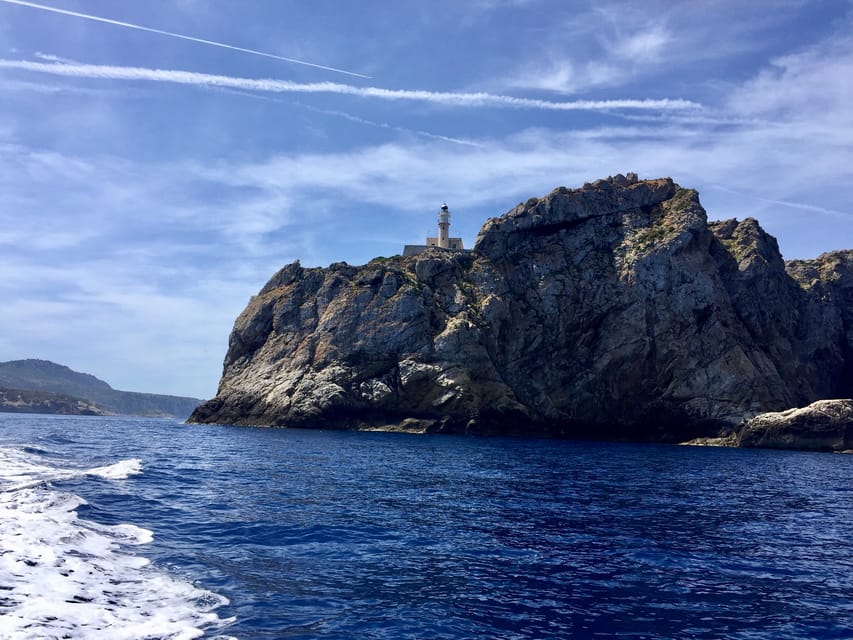 Andratx: South Mallorca Coastal Boat Tour with Snorkeling - Comfort, boat space, and the seasickness question