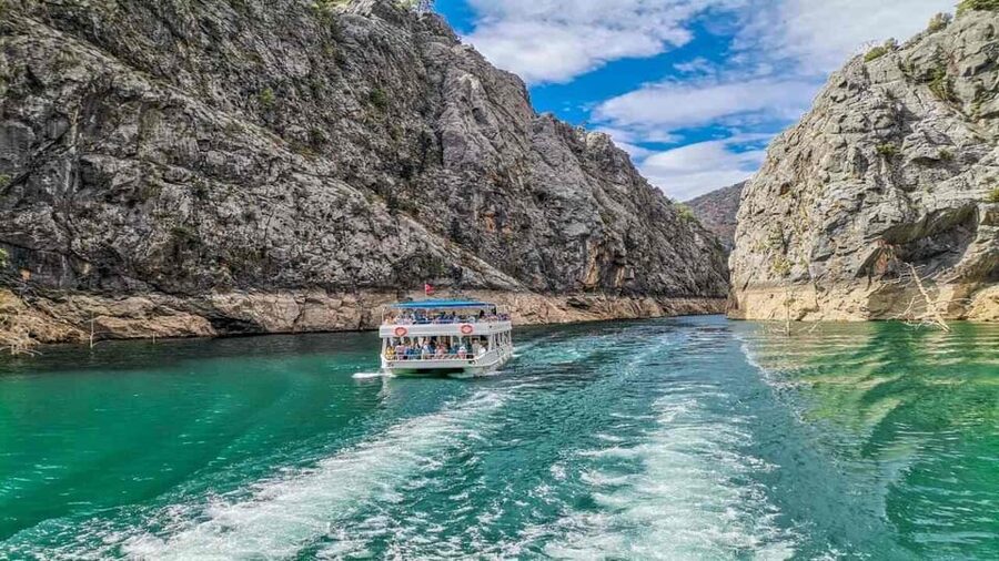 Antalya: Green Canyon Boat Trip with Lunch & Soft Drinks - Green Canyon at a glance