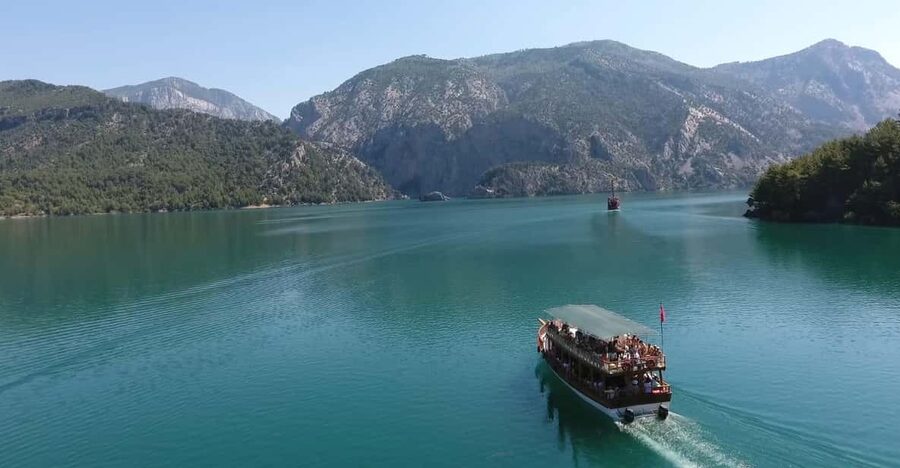 Antalya: Green Canyon Boat Trip with Lunch & Soft Drinks - Cruising the Green Canyon by boat