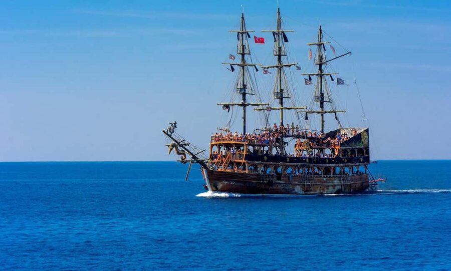 Antalya: Lara Pirate Boat Day Trip w/ Lunch & Soft Drink - Music, dancing, face painting, and the foam party