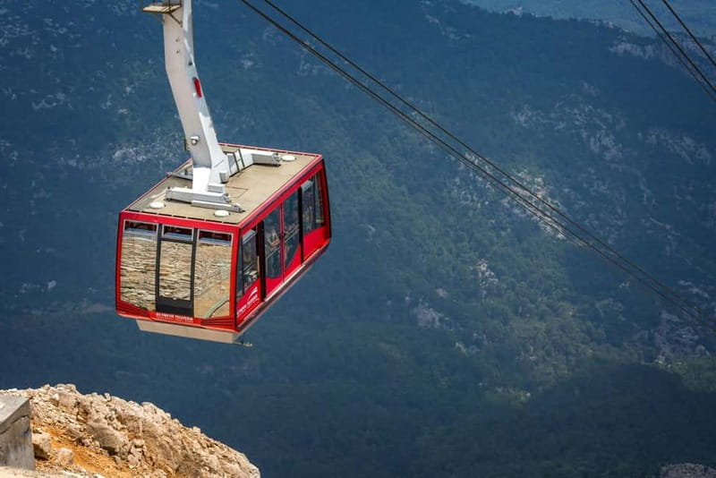 Antalya: Old City Tour w/Boat Trip, Cable Car & Waterfalls - Upper Düden Park and its caves