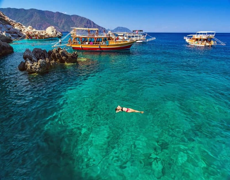 Antalya: Suluada Island Boat Trip with Lunch & Hotel Pickup - The one-hour cruise along the coast