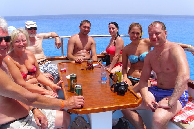 APHRODITE II -LAZY DAY CRUISE-BLUE LAGOON,TURTLE COVE, with LUNCH - Fifty minutes in the Blue Lagoon