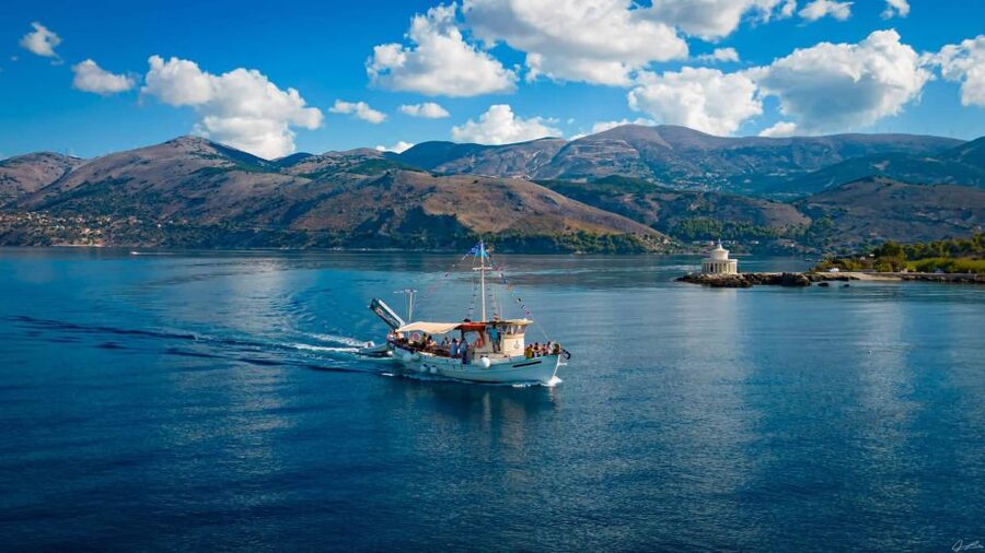 Argostoli: Full-Day Traditional Boat Cruise with Lunch - Practical Tips for a Better Day