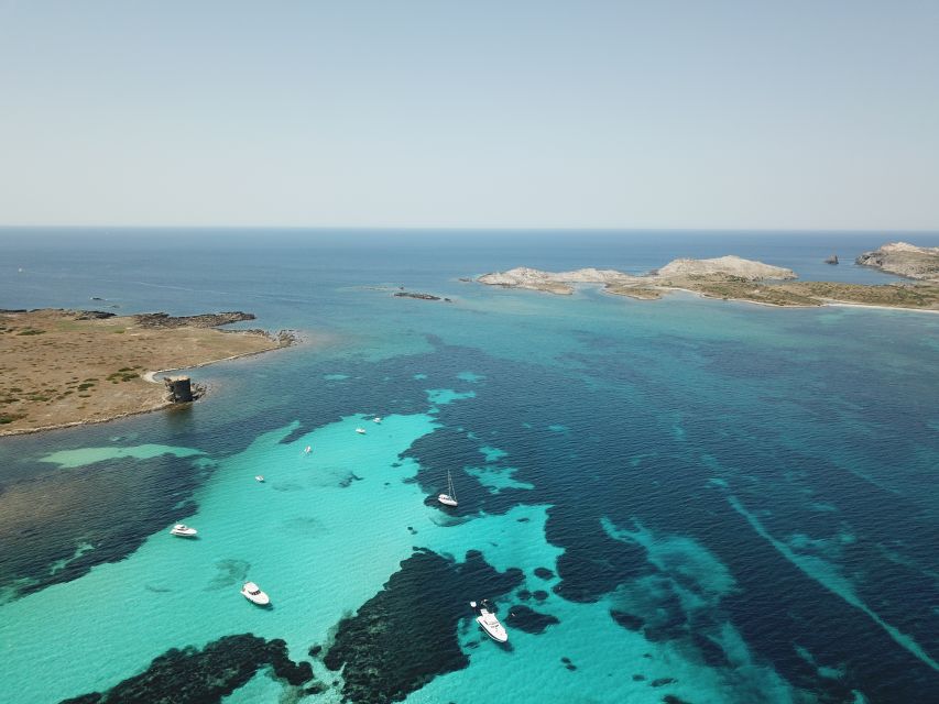 Asinara: Full Day Sailboat Excursion from Stintino - What the small boat feels like at full capacity