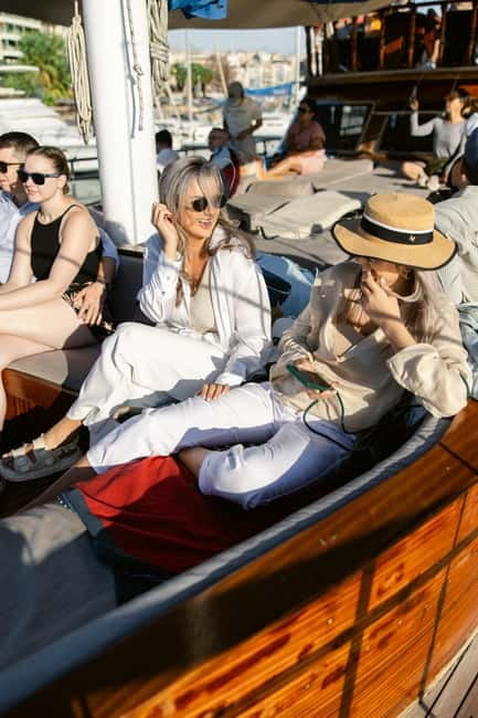 Athens: Cruise to Agistri, Moni & Aegina with Lunch & Drinks - A Greek buffet that earns its place