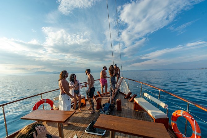 Athens Day Cruise: 3 Islands Tour in the Saronic Gulf with Lunch - Aegina brings history, shops, and pistachios