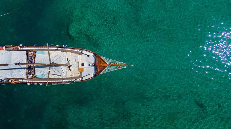 Athens Day Cruise: Agistri, Moni & Aegina + Lunch & Drinks - What lunch, drinks, and service are really worth
