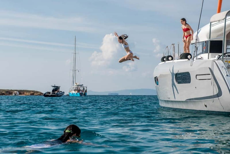 Athens: Half-Day Morning Catamaran Cruise with Meal & Drinks - Practical details before you reserve