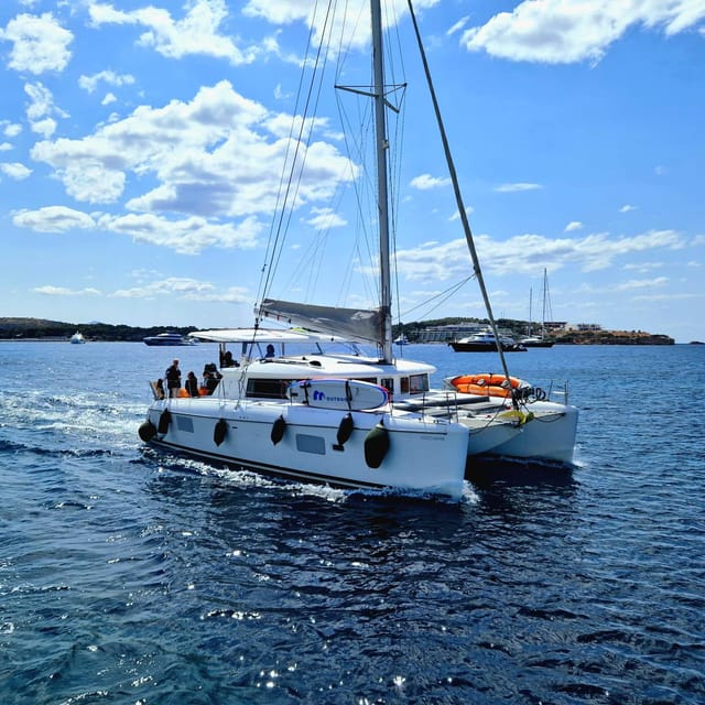 Athens: Riviera Catamaran Tour with Fresh Meal and Drinks - Key points to know before booking