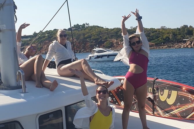 Athens Riviera Catamaran tour with fresh Meal Drinks and Swimming - Prasoniso Island and lunch on the boat