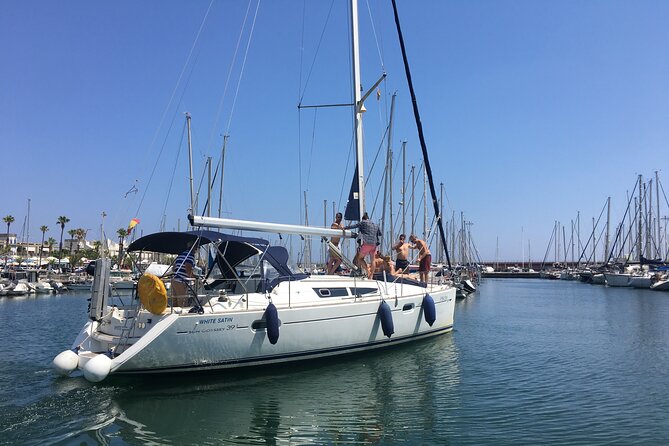 Barcelona 2-hour Private Boat Tour with Cava and snacks - Swimming depends on the day