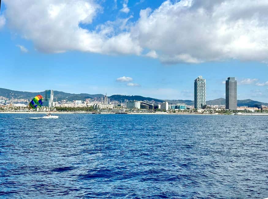 Barcelona Badalona : Sailboat Tour, Snacks, Drinks, Swimming - Should you book this Badalona sailing trip?