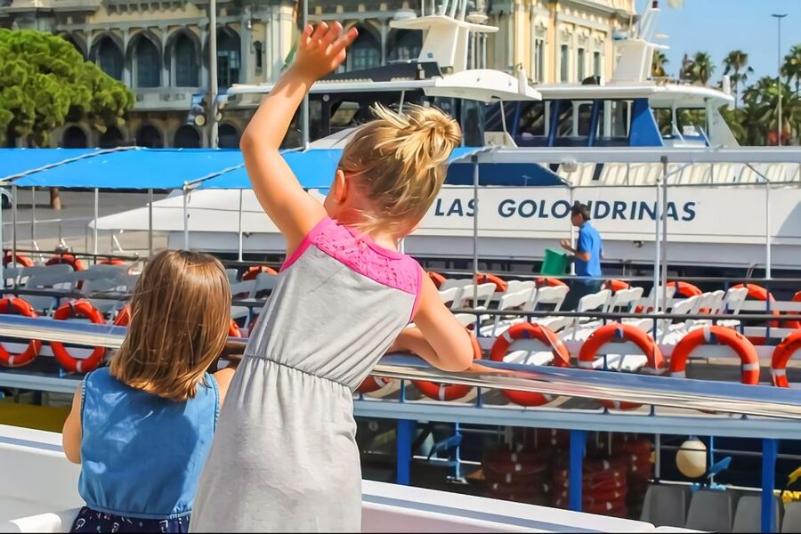 Barcelona: Boat Tour in Las Golondrinas - From the port to Barcelona’s open coast