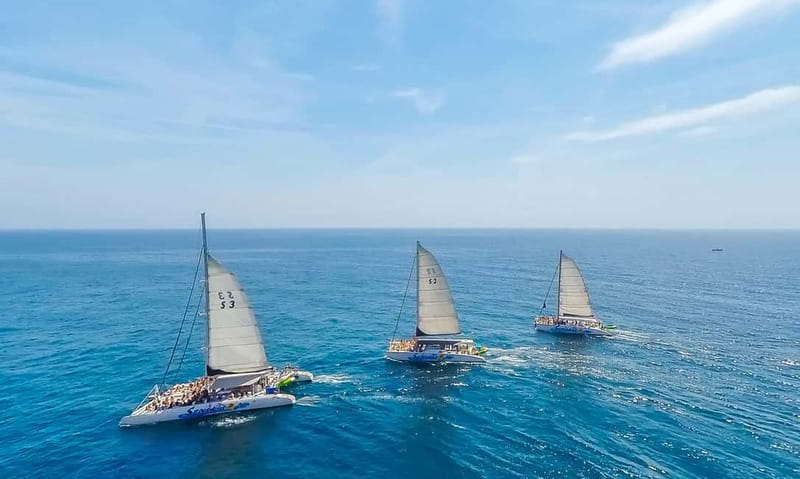 Barcelona: Catamaran Party Cruise with BBQ Meal - Quick take on the Barcelona catamaran cruise
