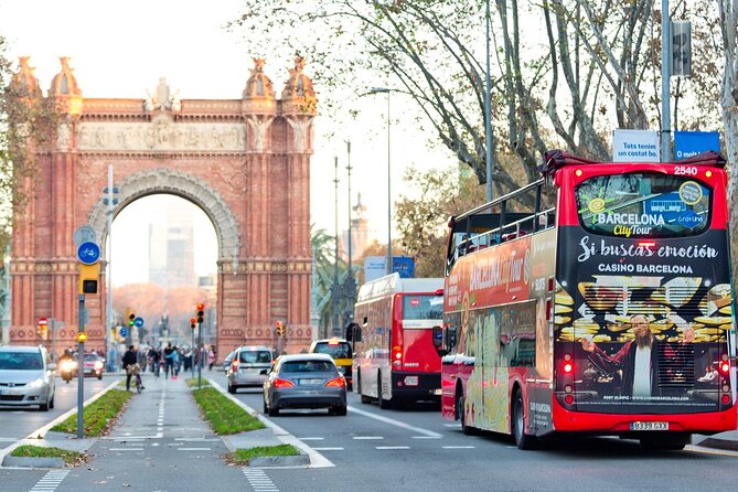 Barcelona City Tour Hop-On Hop-Off with Optional Boat - The transfer problem at Sagrada Família and Sant Pau