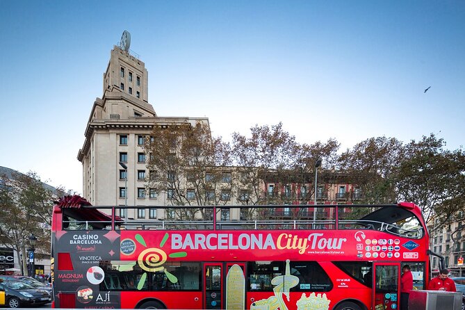 Barcelona City Tour Hop-On Hop-Off with Optional Boat - Who should choose this Barcelona tour?