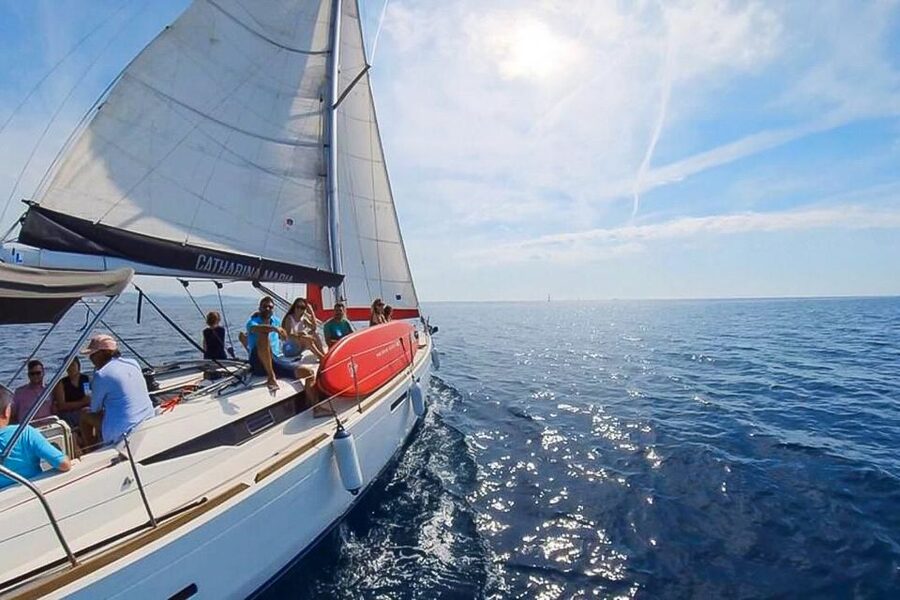Barcelona: Coastline Boat Trip with Snacks and Cava - Why Barcelona Looks Better From the Sea