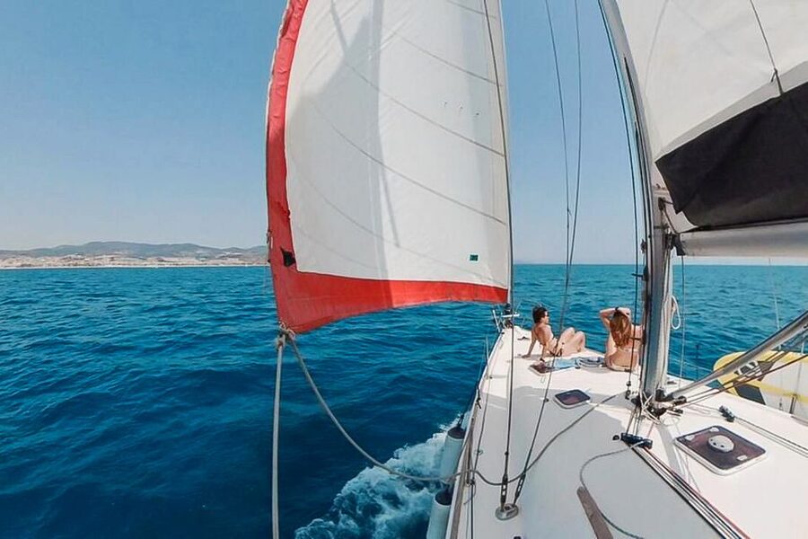 Barcelona: Coastline Boat Trip with Snacks and Cava - Is $32 Good Value?