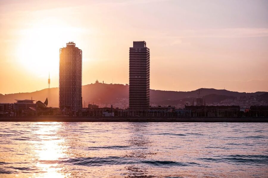 Barcelona: Daytime or Sunset Catamaran Cruise with Music - Photos, comfort, and the best way to use your hour
