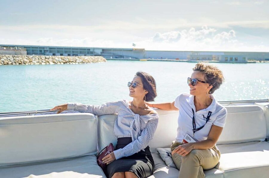 Barcelona: E-Bike Tour with Montjuic Cable Car & Boat Ride - Why this Barcelona tour works so well