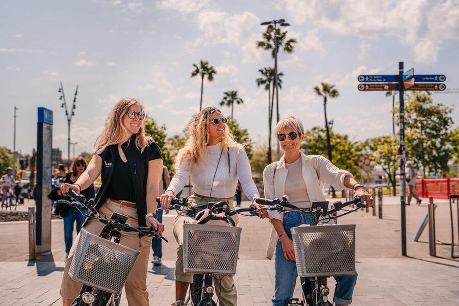 Barcelona: E-Bike Tour with Montjuic Cable Car & Boat Ride - Taking the funicular up Montjuïc