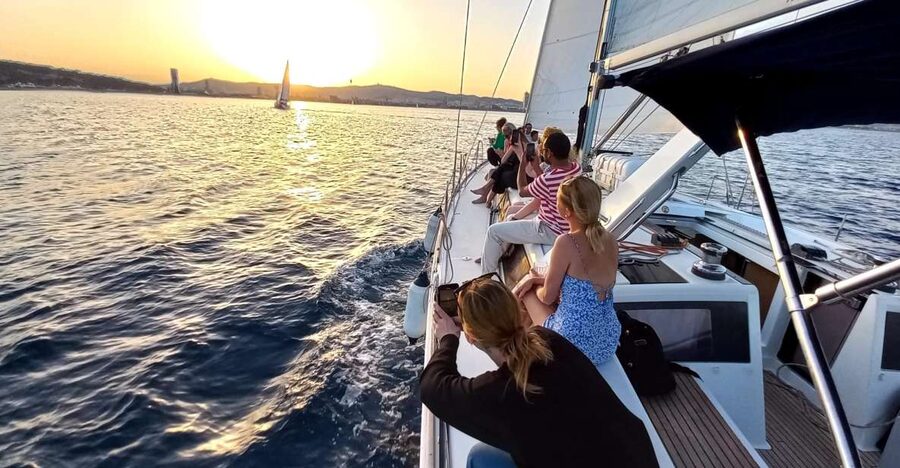 Barcelona: Luxury Private Sunset Yacht Cruise - Comfort, access, and small practical points