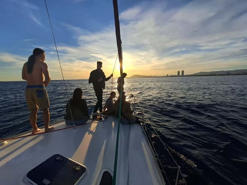 Barcelona: Sailing Tour with Drinks and Snacks - Practical tips for a smoother outing