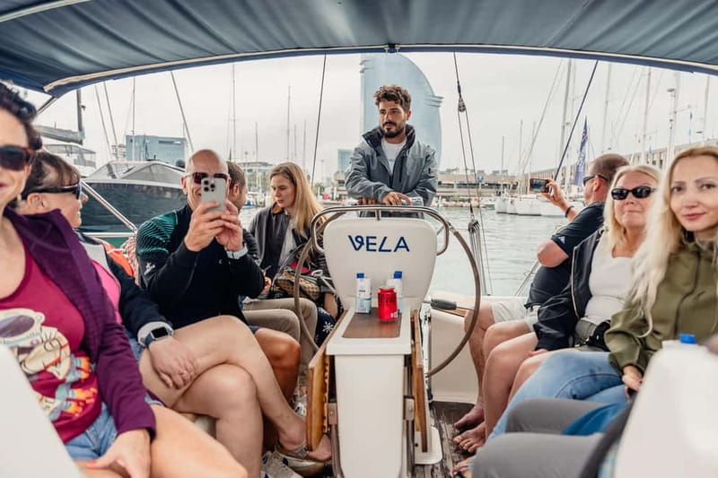 Barcelona: Sailing Tour with Young Local Captain & Drinks - The first 35 minutes: Port Vell and the old harbor