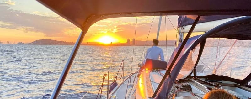 Barcelona: Sunset Boat Trip with Cava Wine and Snacks - Key points to know before you book