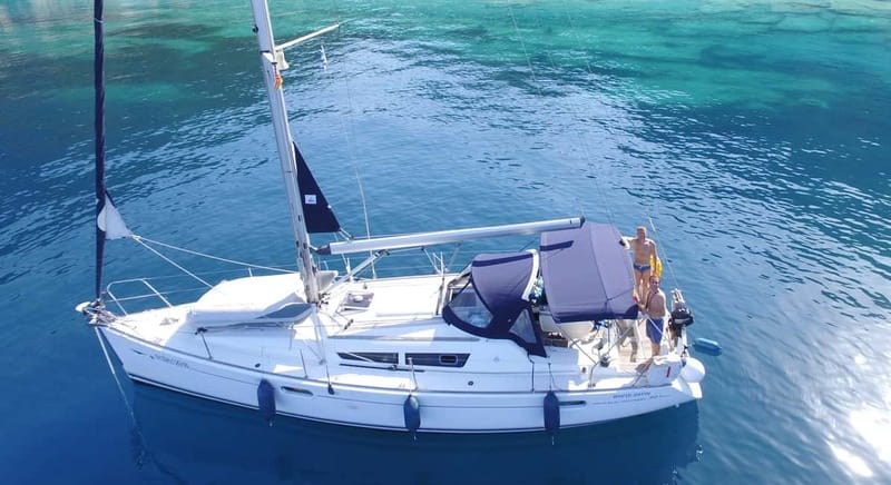 Barcelona: Sunset Boat Trip with Cava Wine and Snacks - Who will enjoy this most